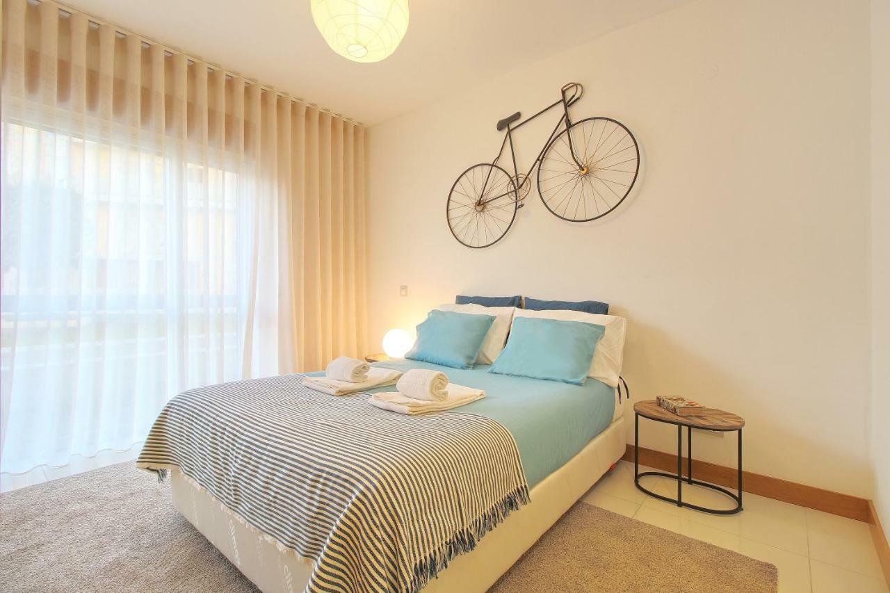 Апартаменты Apartamento Pateo Da Estacao Авейру Экстерьер фото